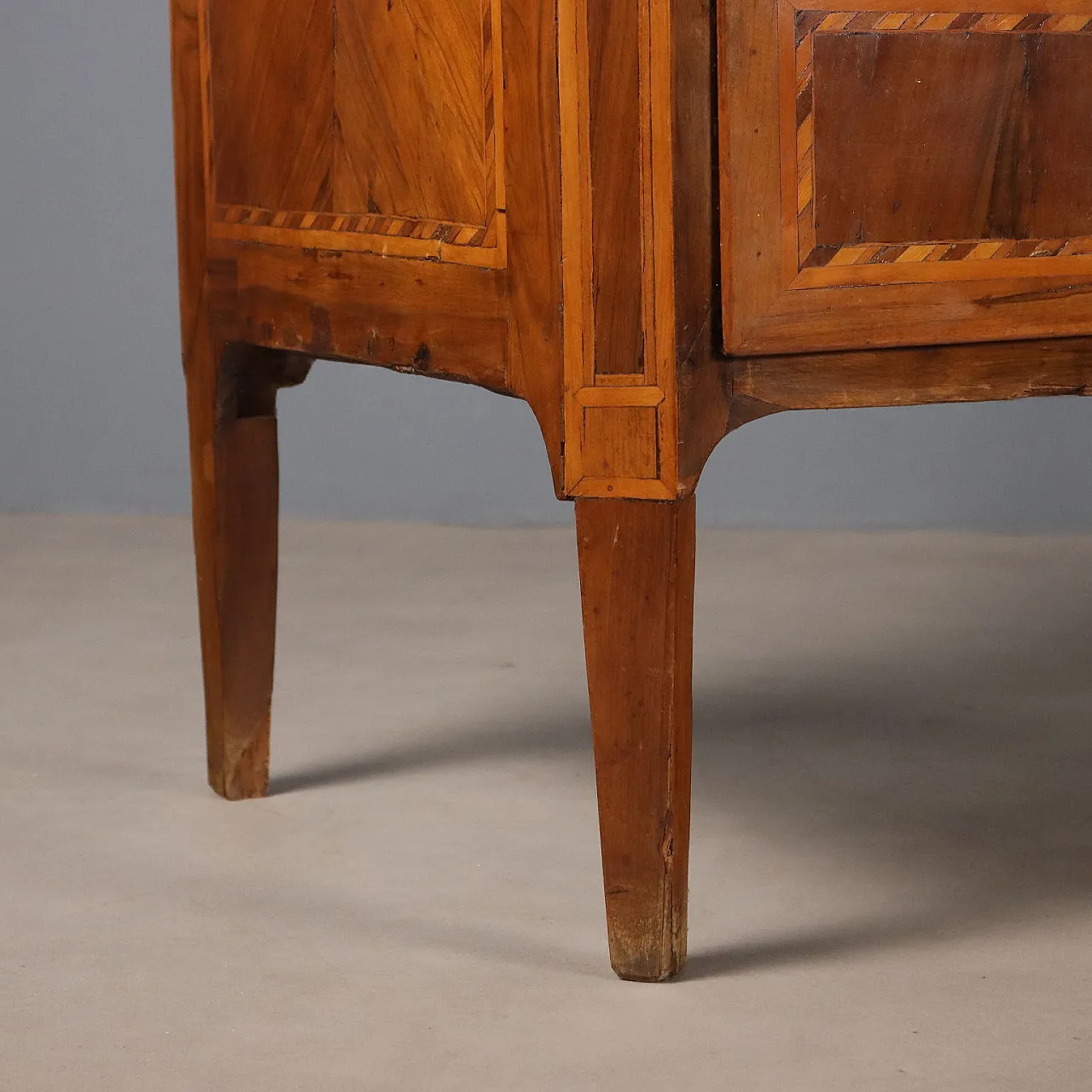 Cassettone Neoclassico in noce, '800 8