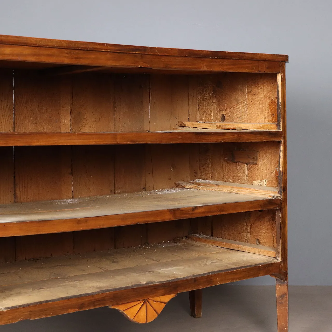 Cassettone Neoclassico in noce, '800 10