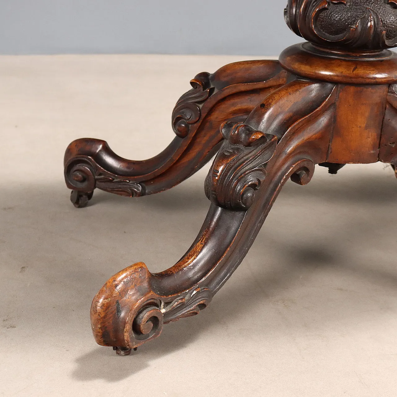 Tavolino da gioco in legno di noce, '800 8