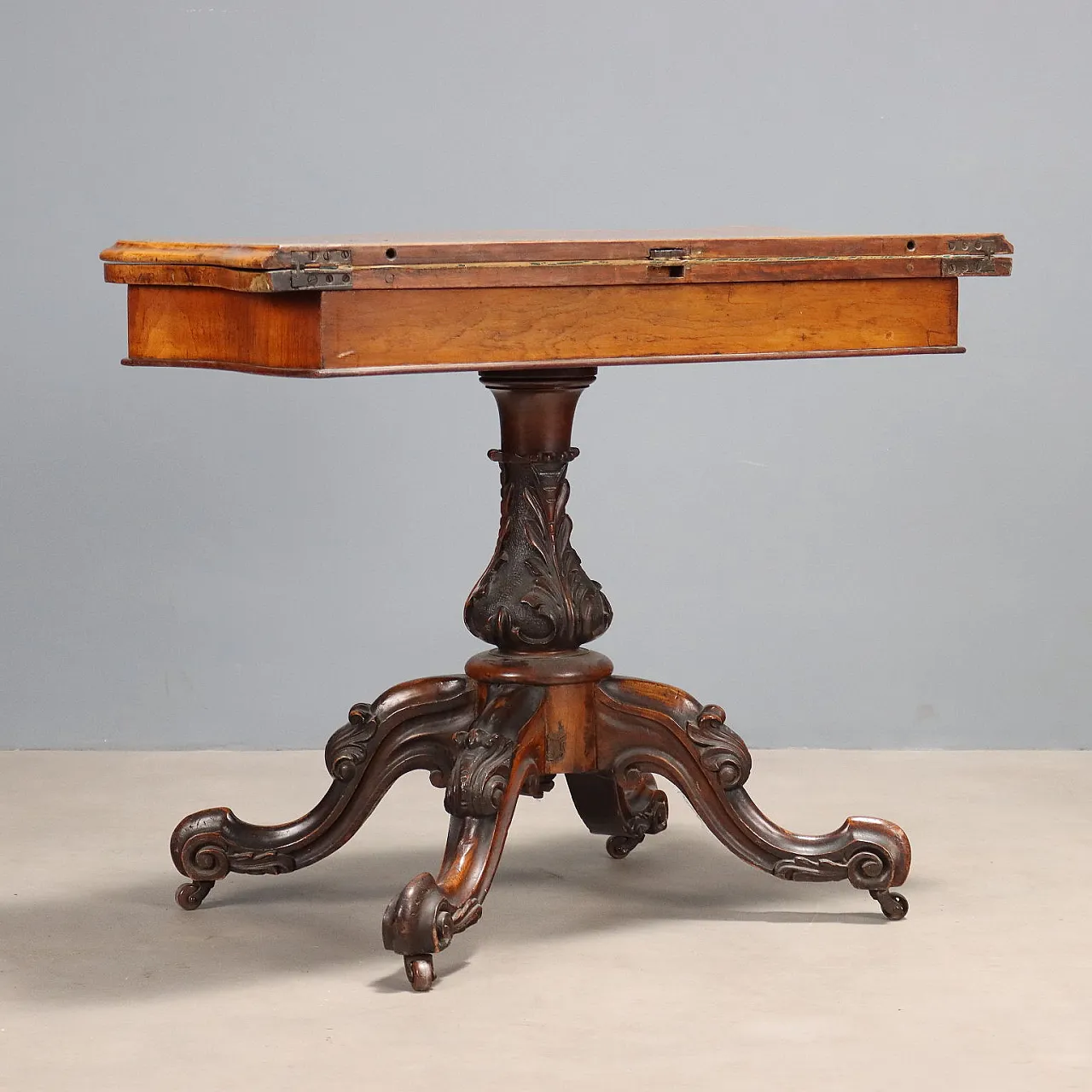 Tavolino da gioco in legno di noce, '800 9