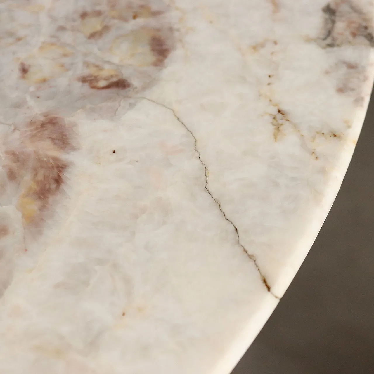 Tavolo in metallo smaltato, piedini in ottone e piano in marmo, '900 4