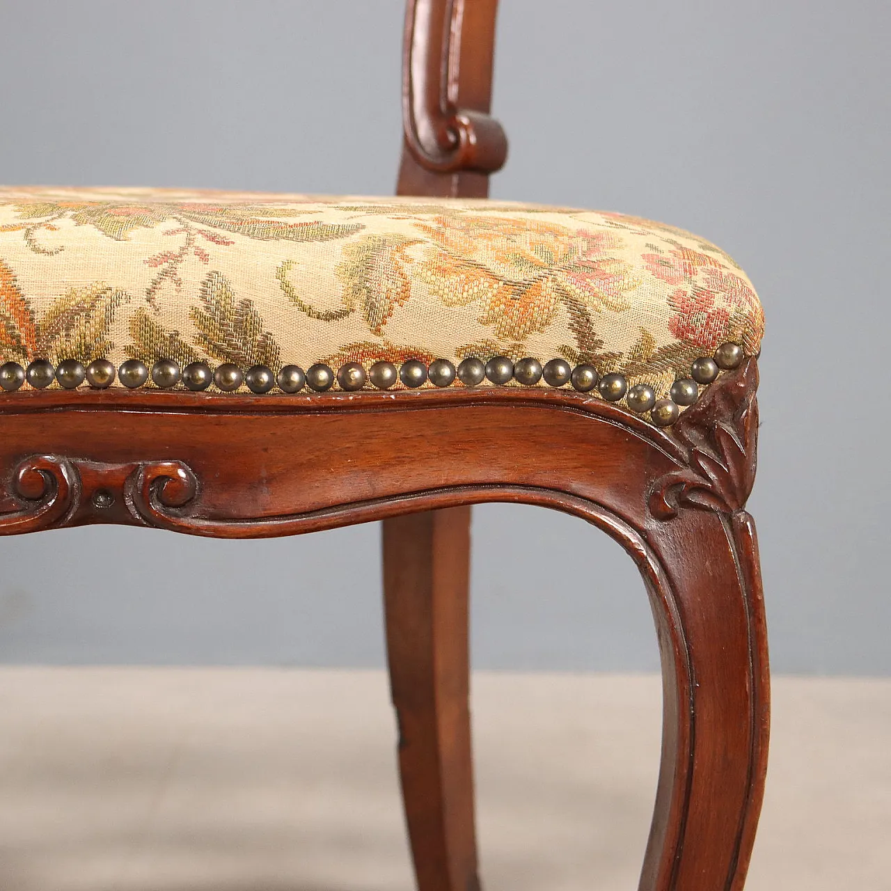 Coppia di sedie Luigi Filippo in noce, '800 4