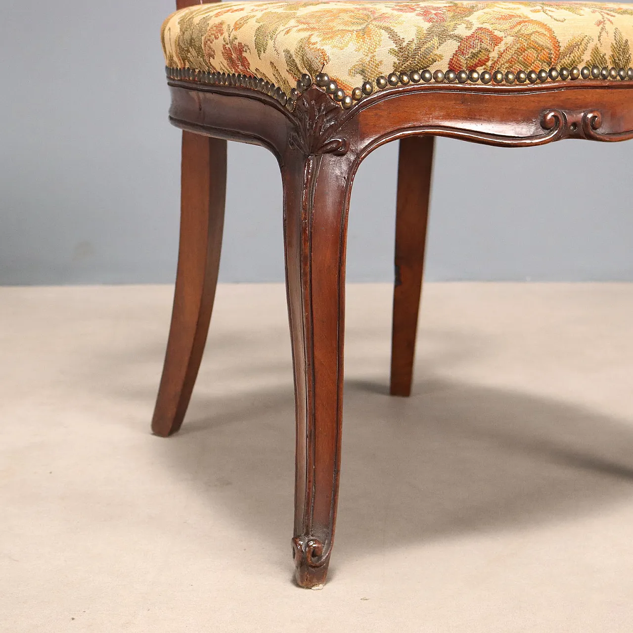 Coppia di sedie Luigi Filippo in noce, '800 5