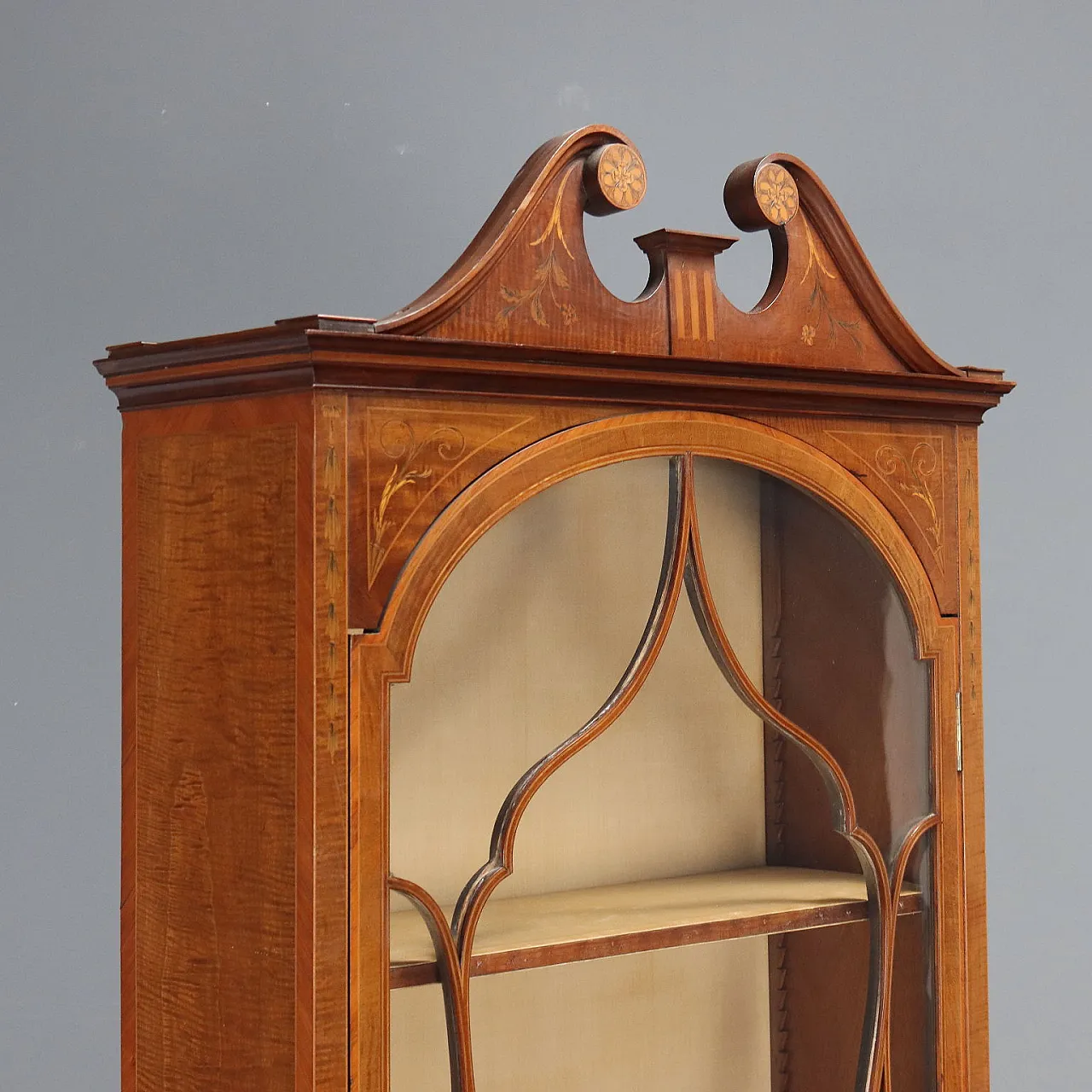 Libreria in mogano riccamente intarsiata, primo '900 5