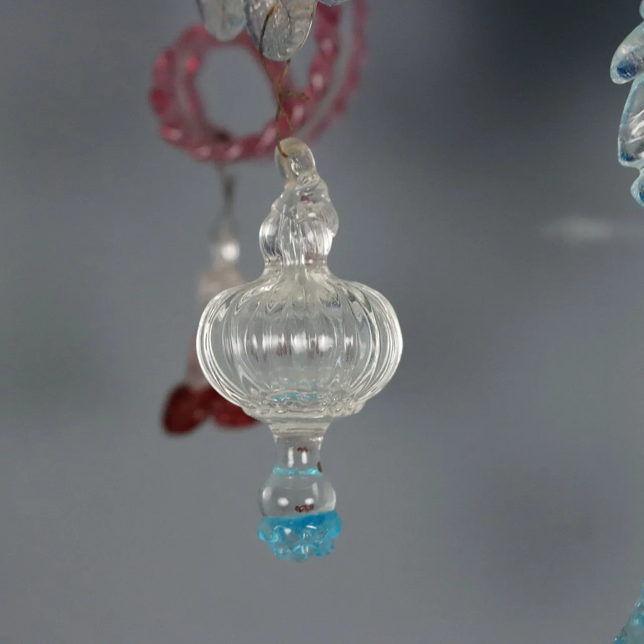 Pair of coloured blown glass wall lights, 19th century 10