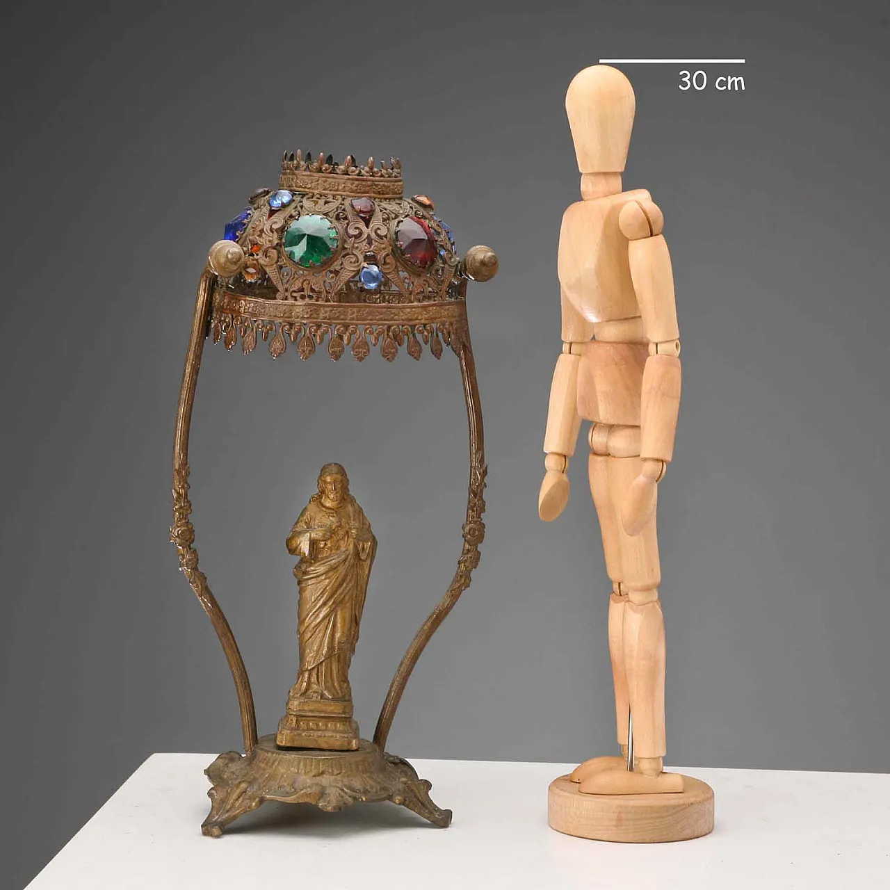 Statue of the Sacred Heart of Jesus inside the Temple, 20th century 2