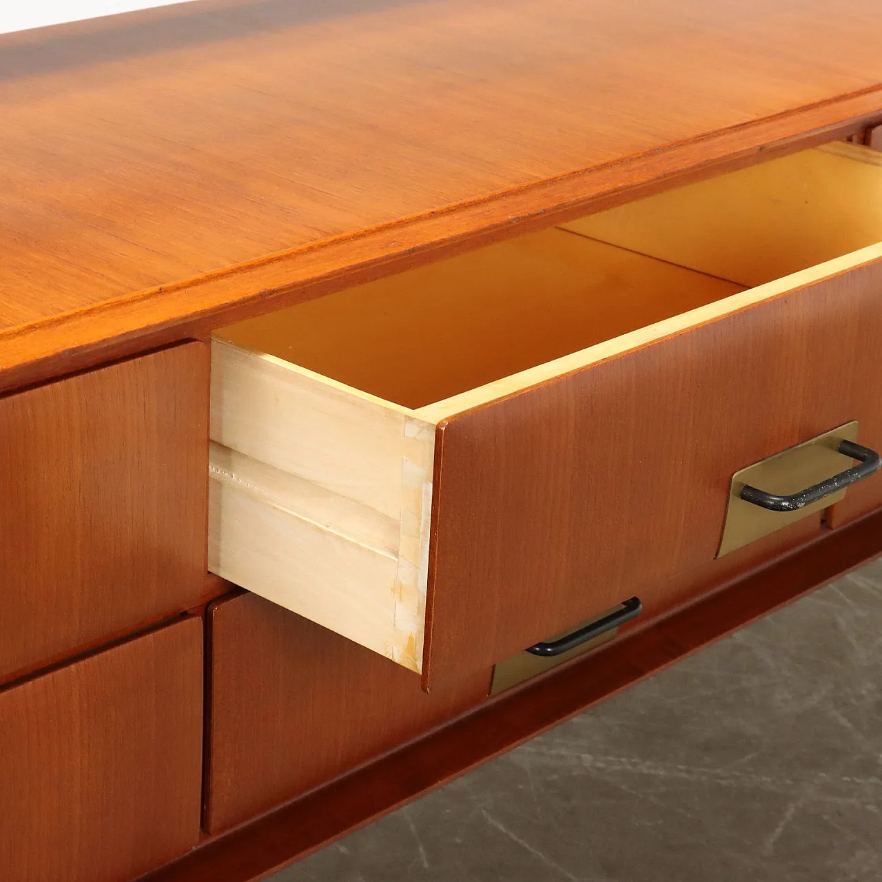 Dresser with mirror by Silvio Cavatorta, 1960s 6