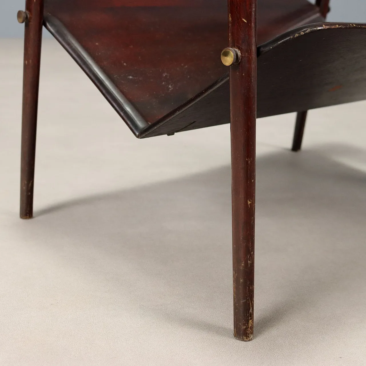 Magazine rack with removable tray in mahogany and glass, 20th century 5