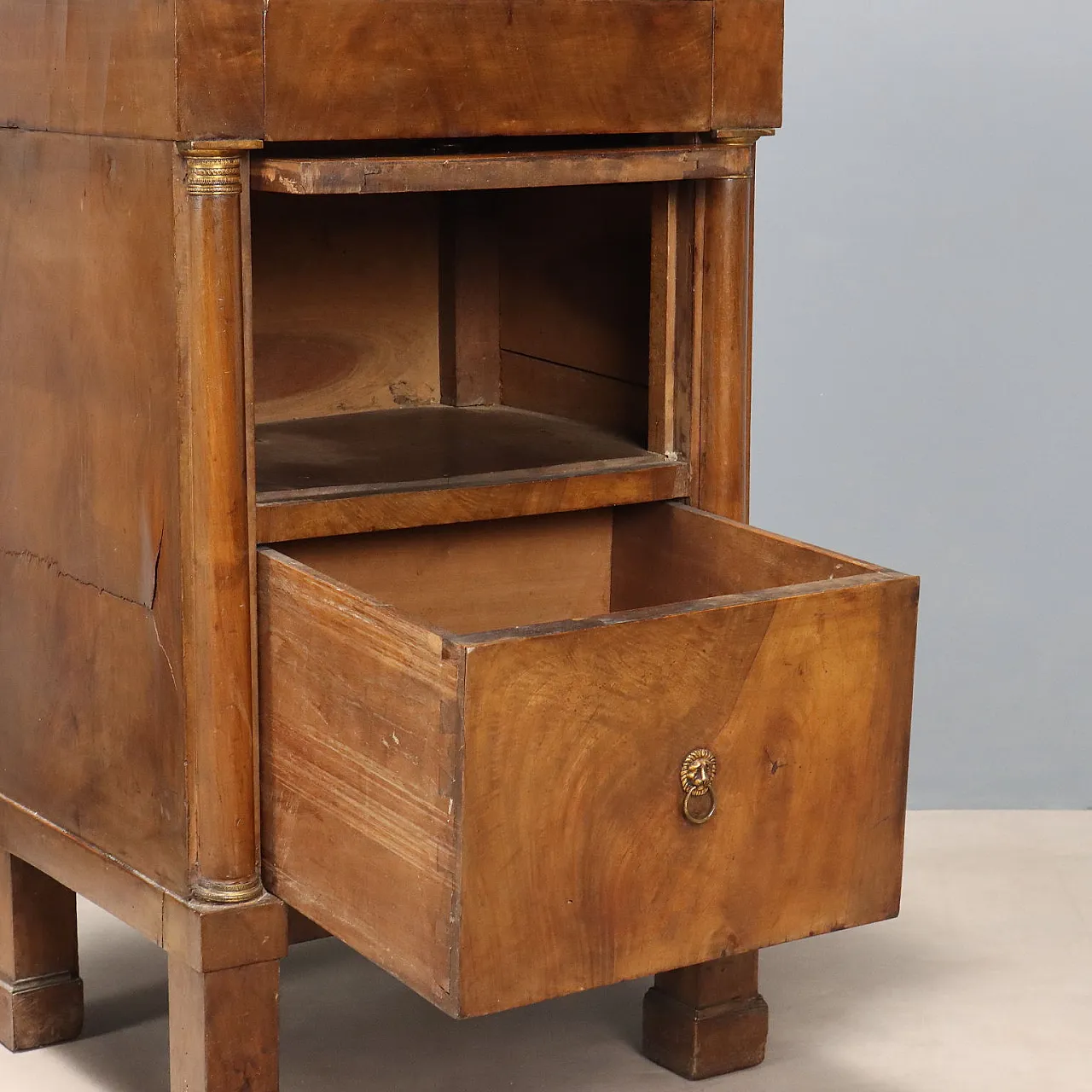 Pair of Empire bedside tables, 19th century 3