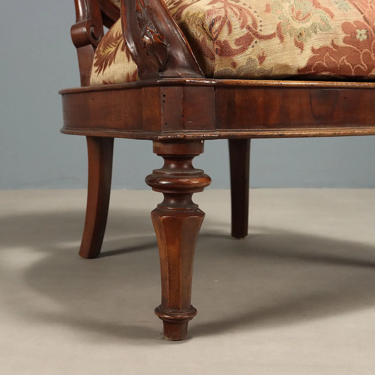 Louis Philippe armchair in walnut, 19th century 7