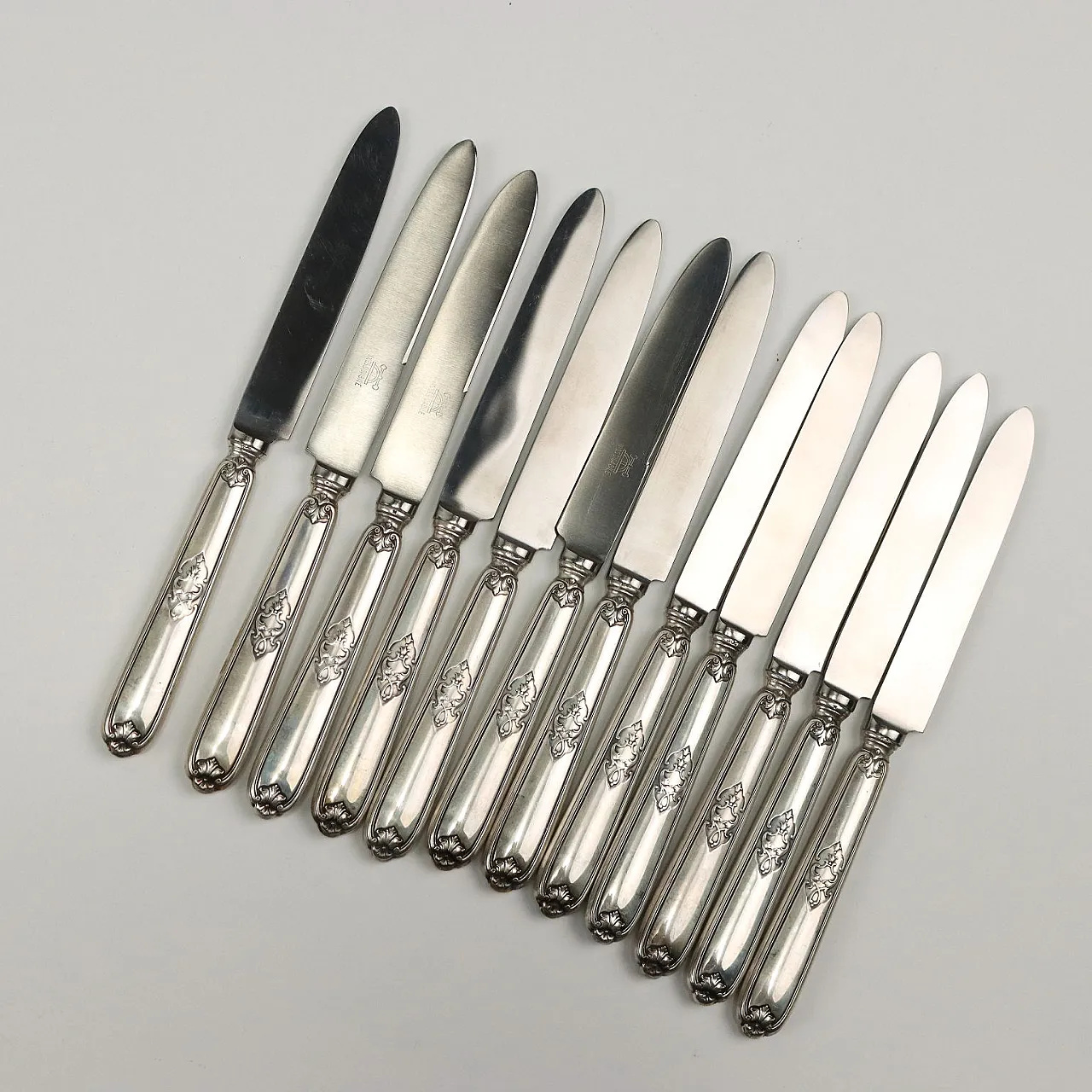 Servizio di posate in argento, '900 10