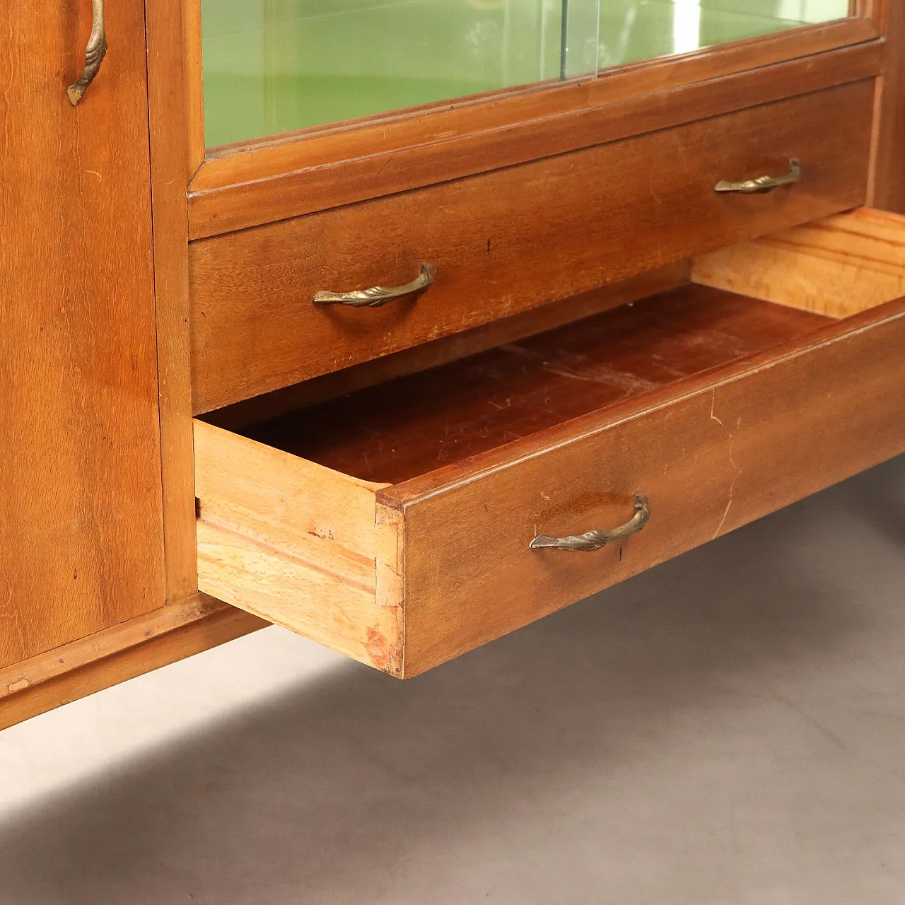 Credenza in legno, vetro e ottone, '900 9
