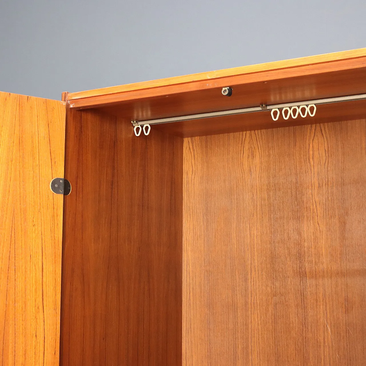 Mobile contenitore in impiallacciatura di teak, '900 4