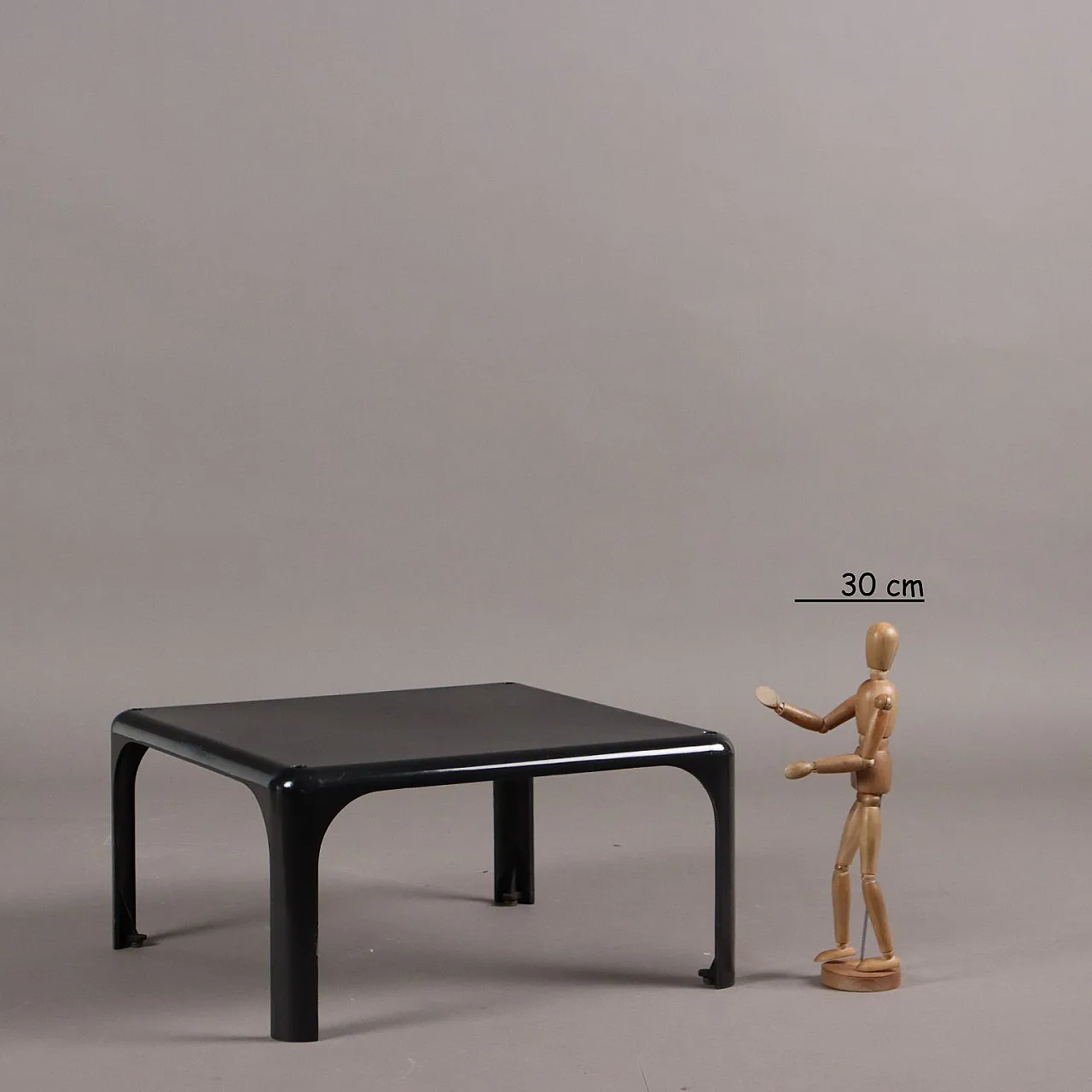 Tavolino Demetrio 45 Artemide, anni '70 3