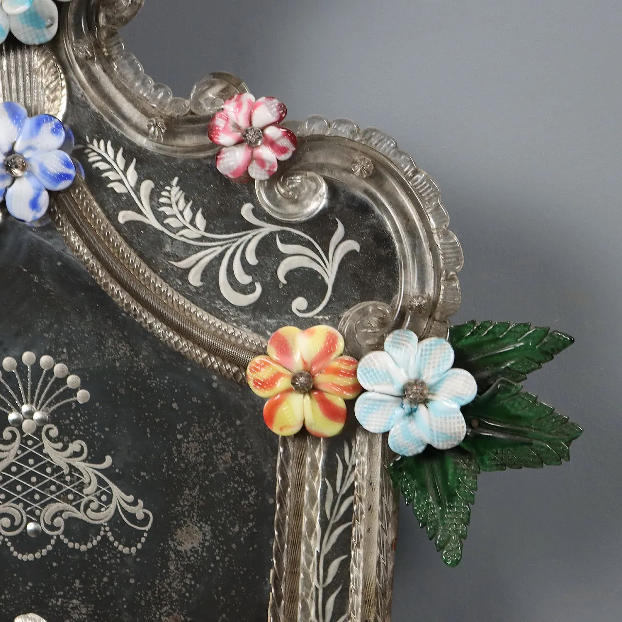 Pair of mirrors engraved in blown glass, early 20th century 7