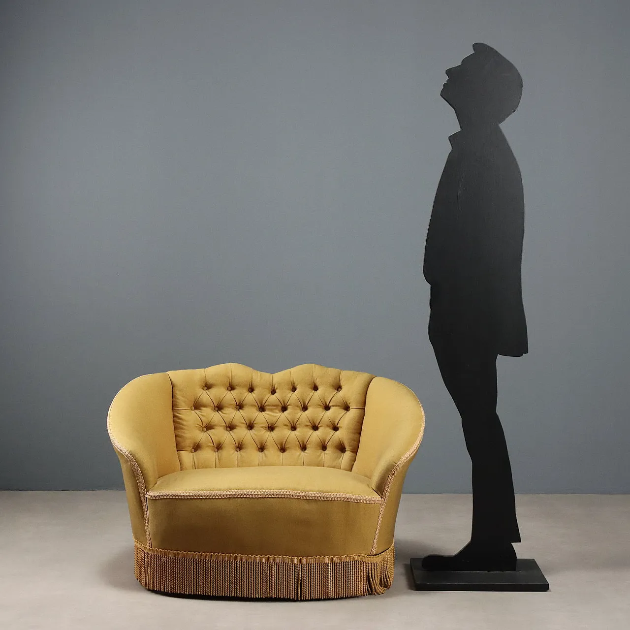 Tufted sofa with fabric upholstery, 20th century 3