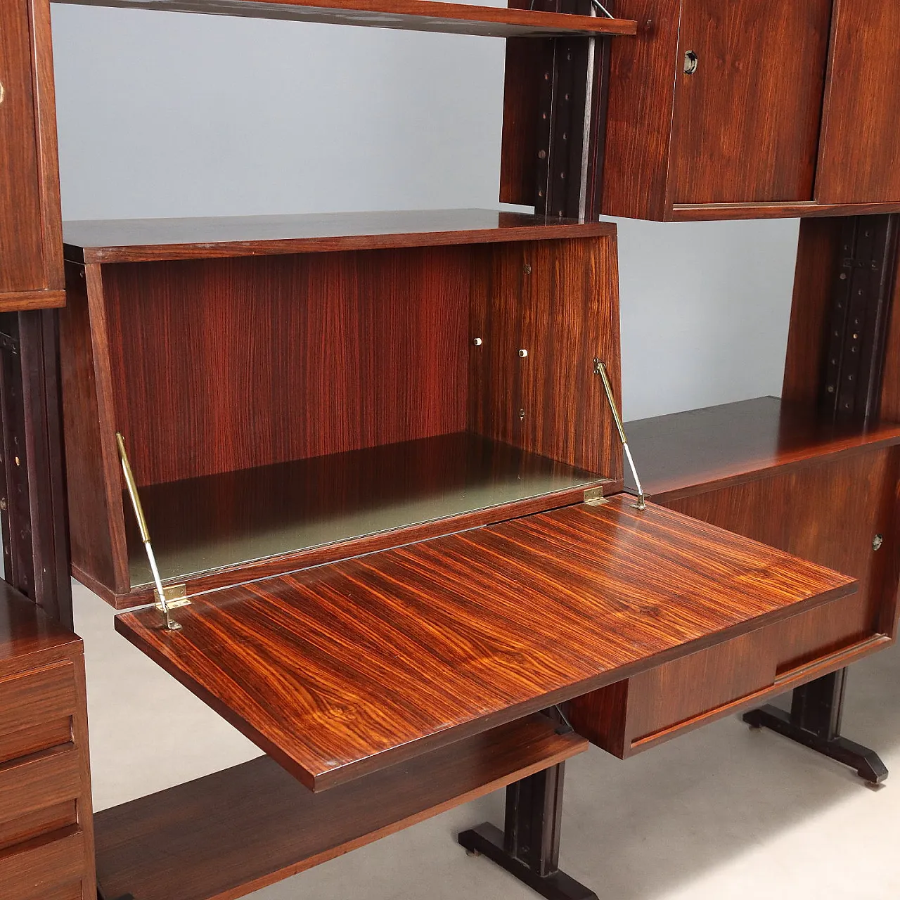 Libreria con impiallacciatura di legno esotico e ottone, '900 4