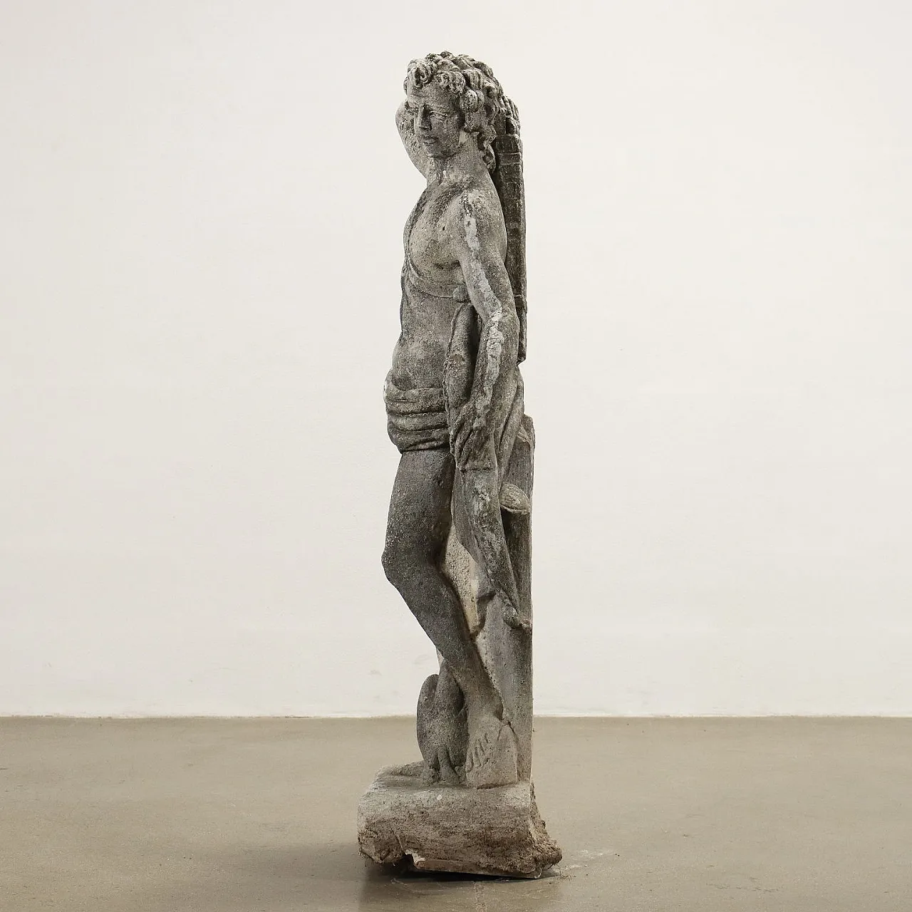 Scultura da giardino in graniglia di Apollo con cane 7