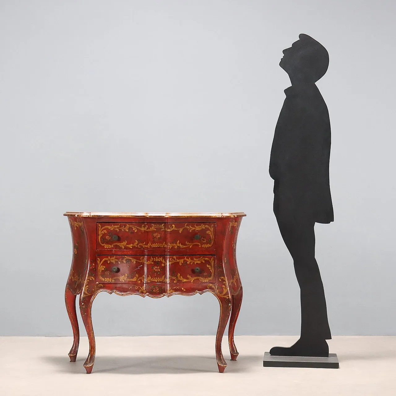 Cassettone in legno e lacca bordeaux, fine '800 2