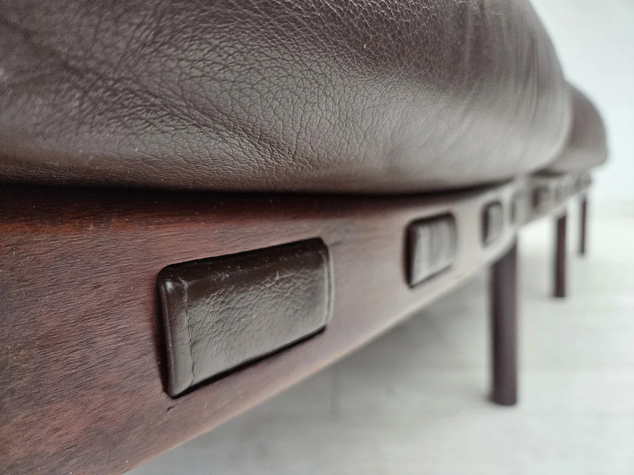 Divano scandinavo a 3 posti di Arne Norell, in pelle, anni '70 6