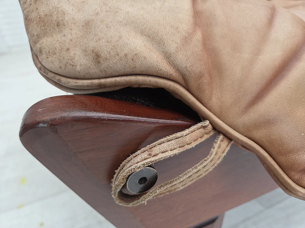 Poltrona modello Amazon norvegese di Jan Erik Lindgren, anni '70 4