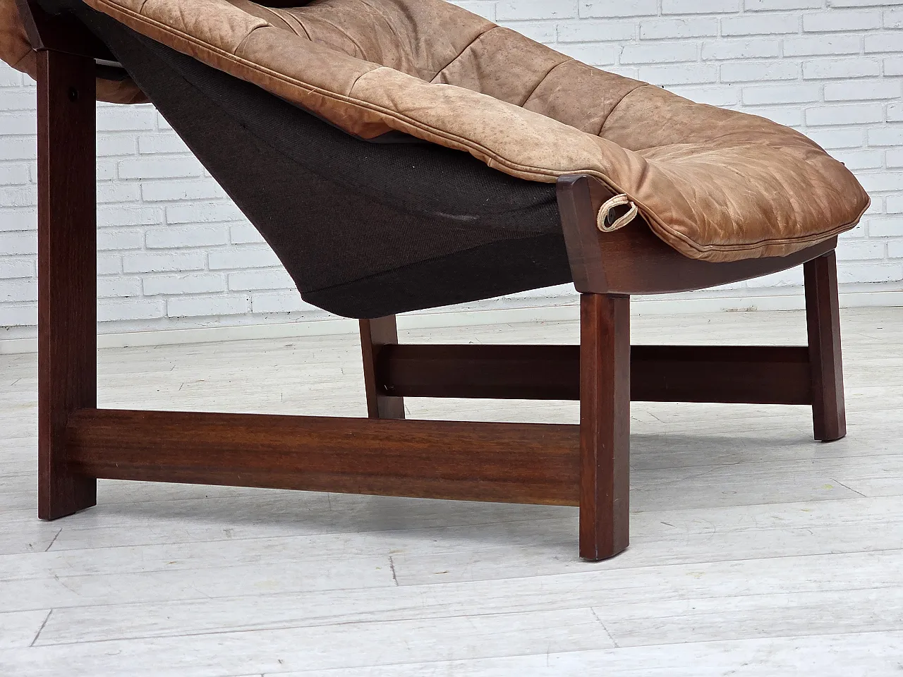 Poltrona modello Amazon norvegese di Jan Erik Lindgren, anni '70 6