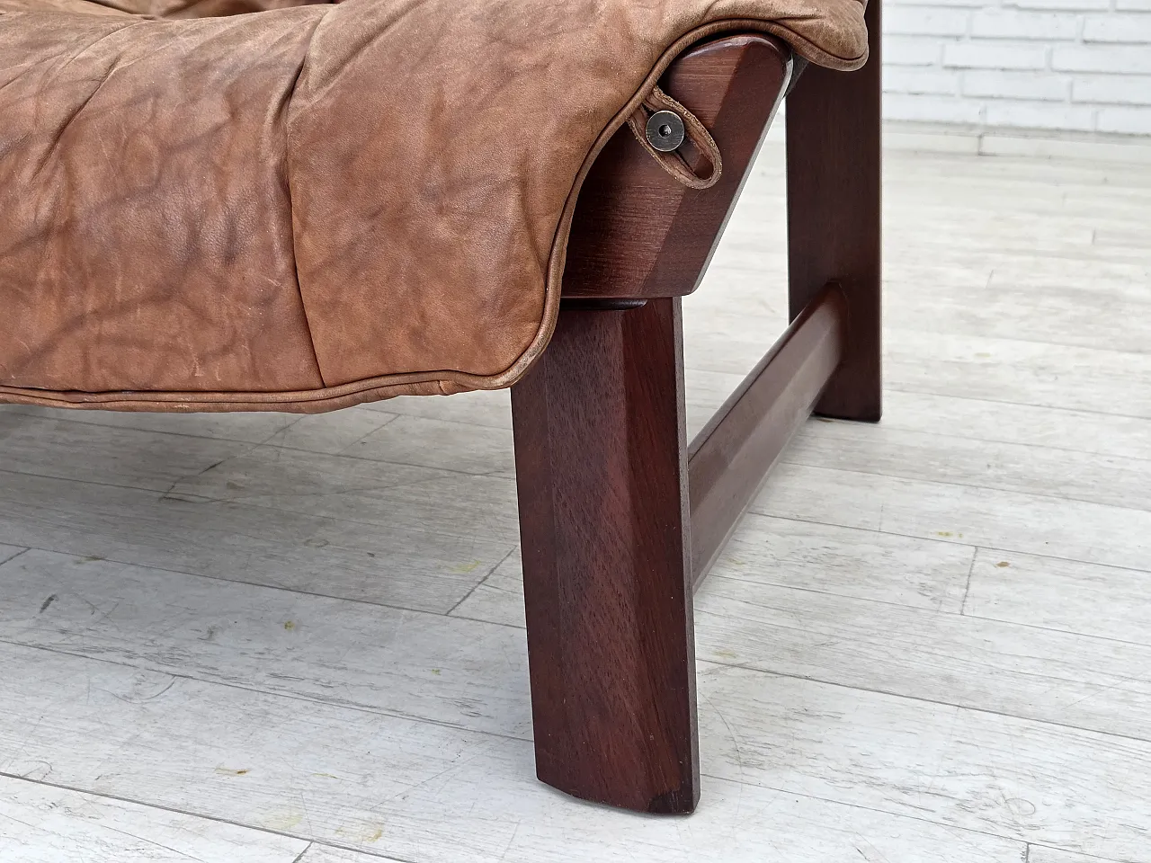 Poltrona modello Amazon norvegese di Jan Erik Lindgren, anni '70 11