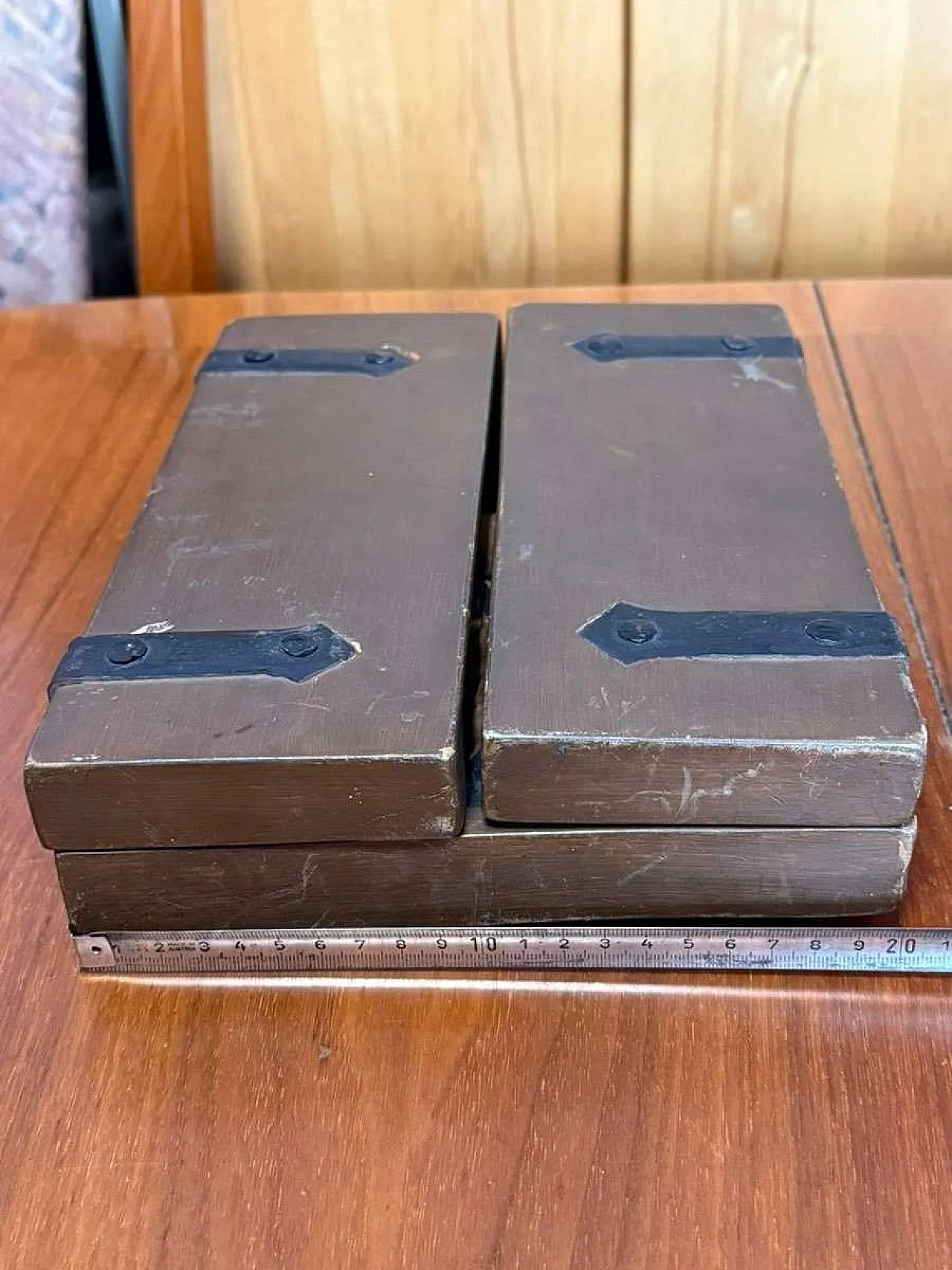 Late Gothic polychrome wooden triptych relief 16