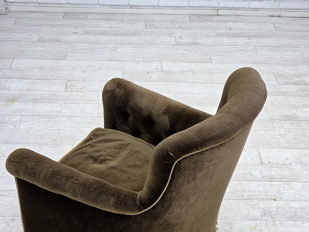 Poltrona scandinava, velluto verde, legno di frassino, anni '50 14
