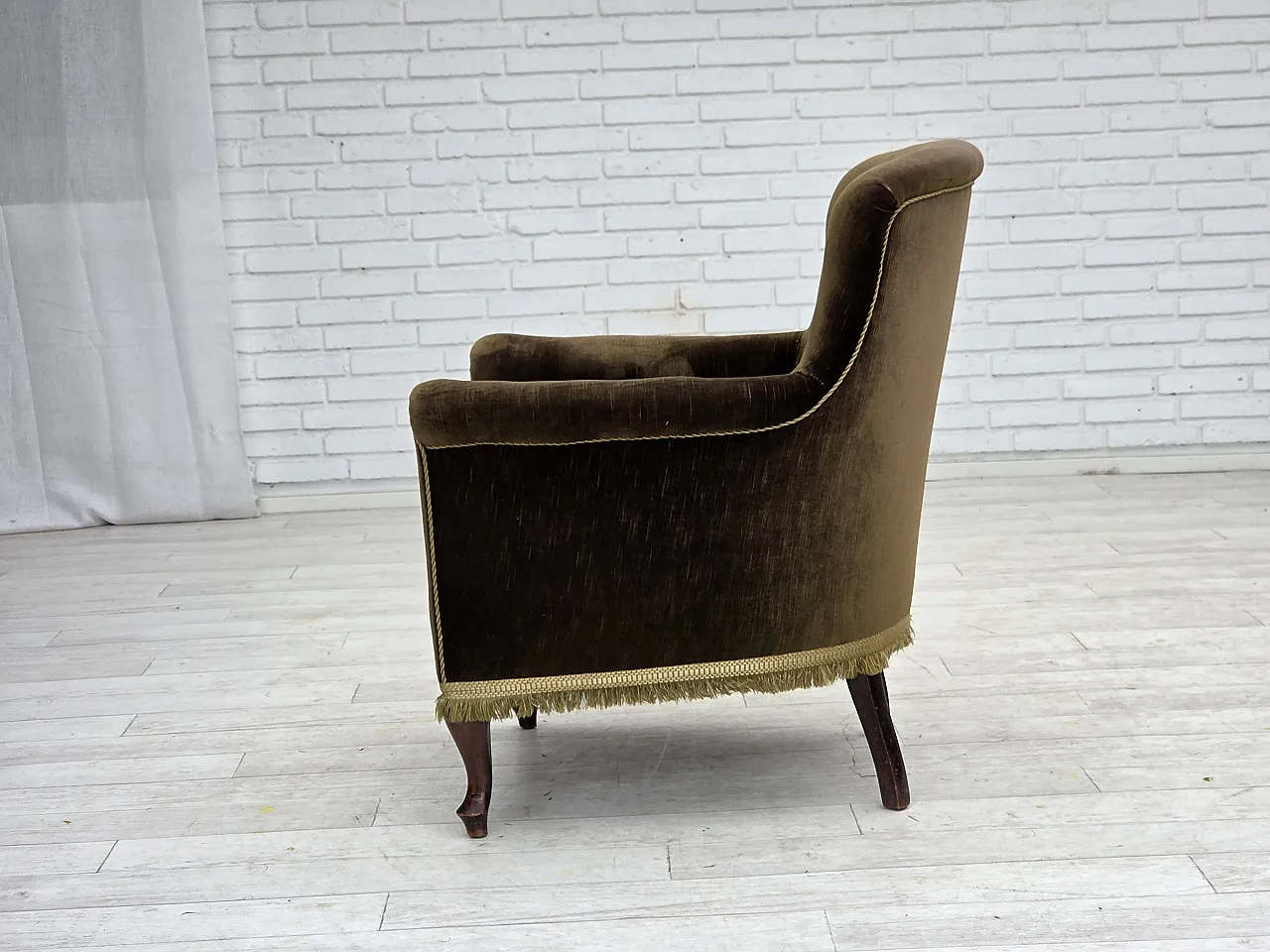 Poltrona scandinava, velluto verde, legno di frassino, anni '50 15