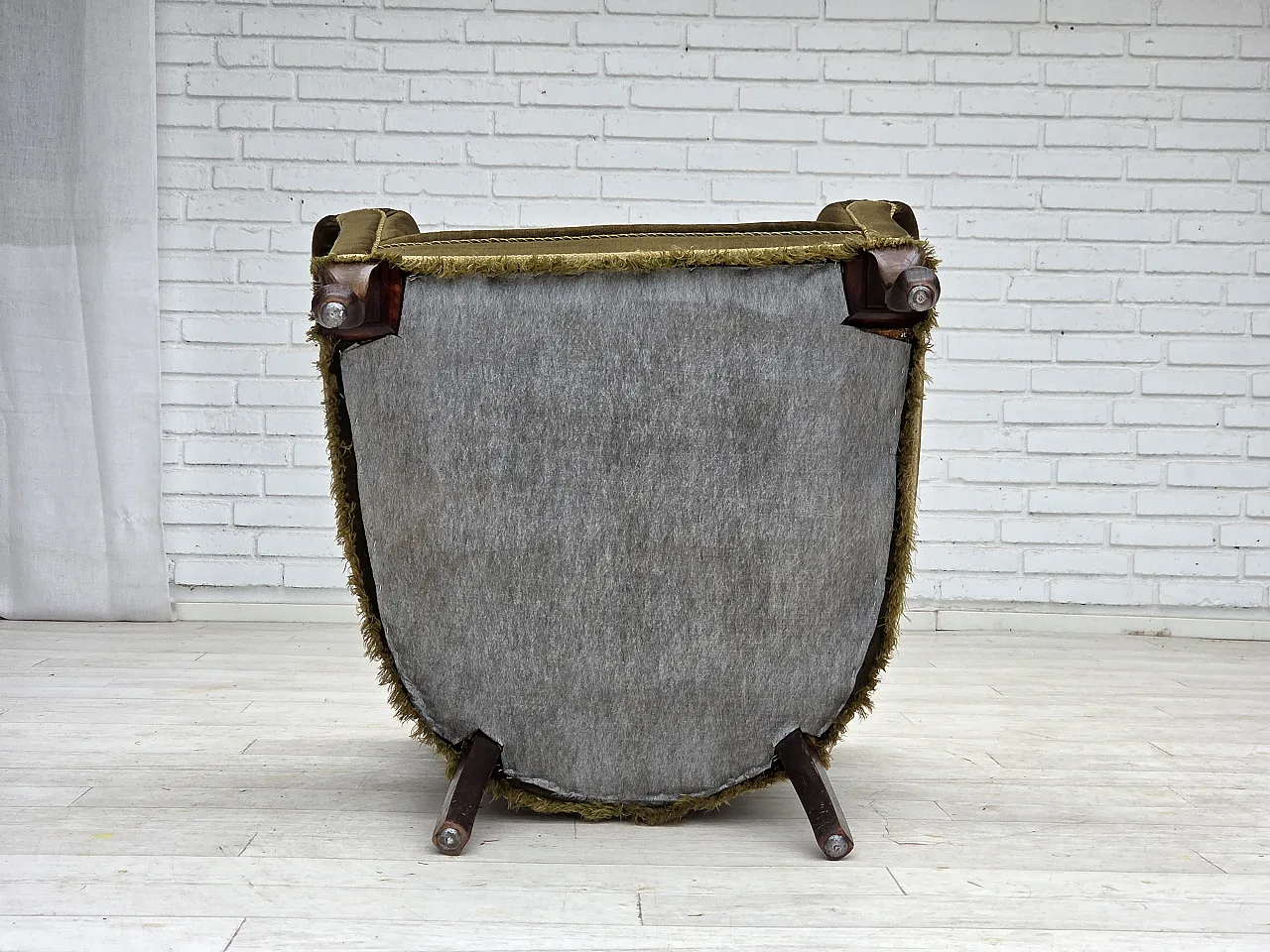 Poltrona scandinava, velluto verde, legno di frassino, anni '50 19