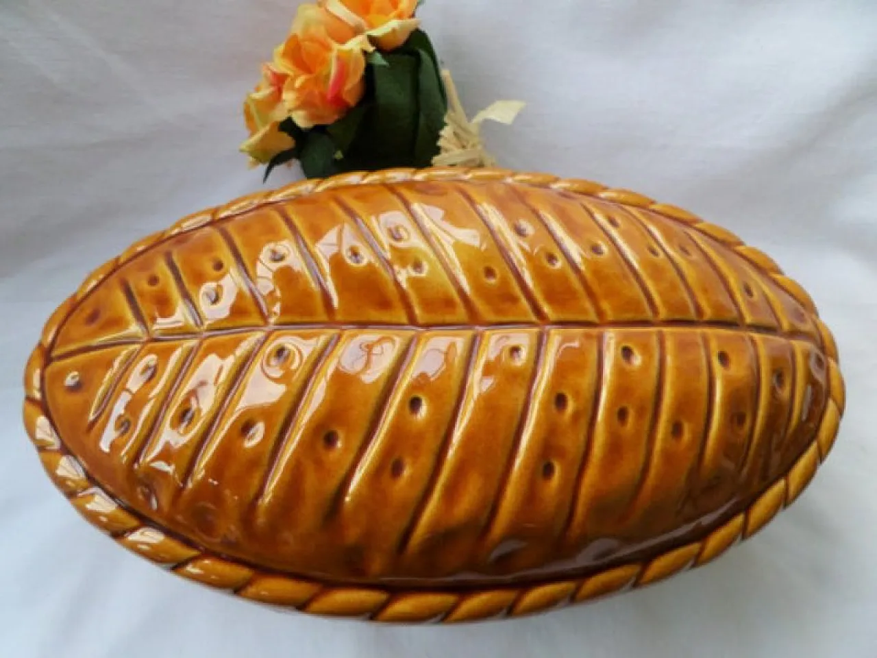 Large Majolica Puff Pastry Pie Faience Dish Terrine, light brown, 80s 1