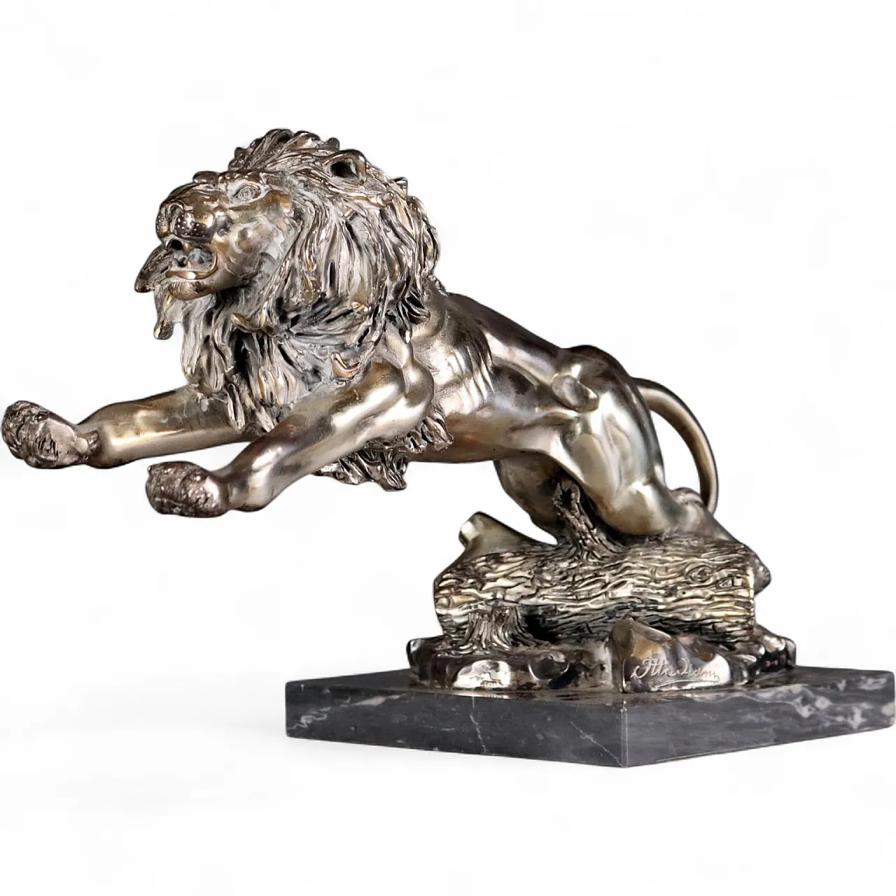 Lion in silver sheet metal, Manufacture Ottaviani, 20th century 11