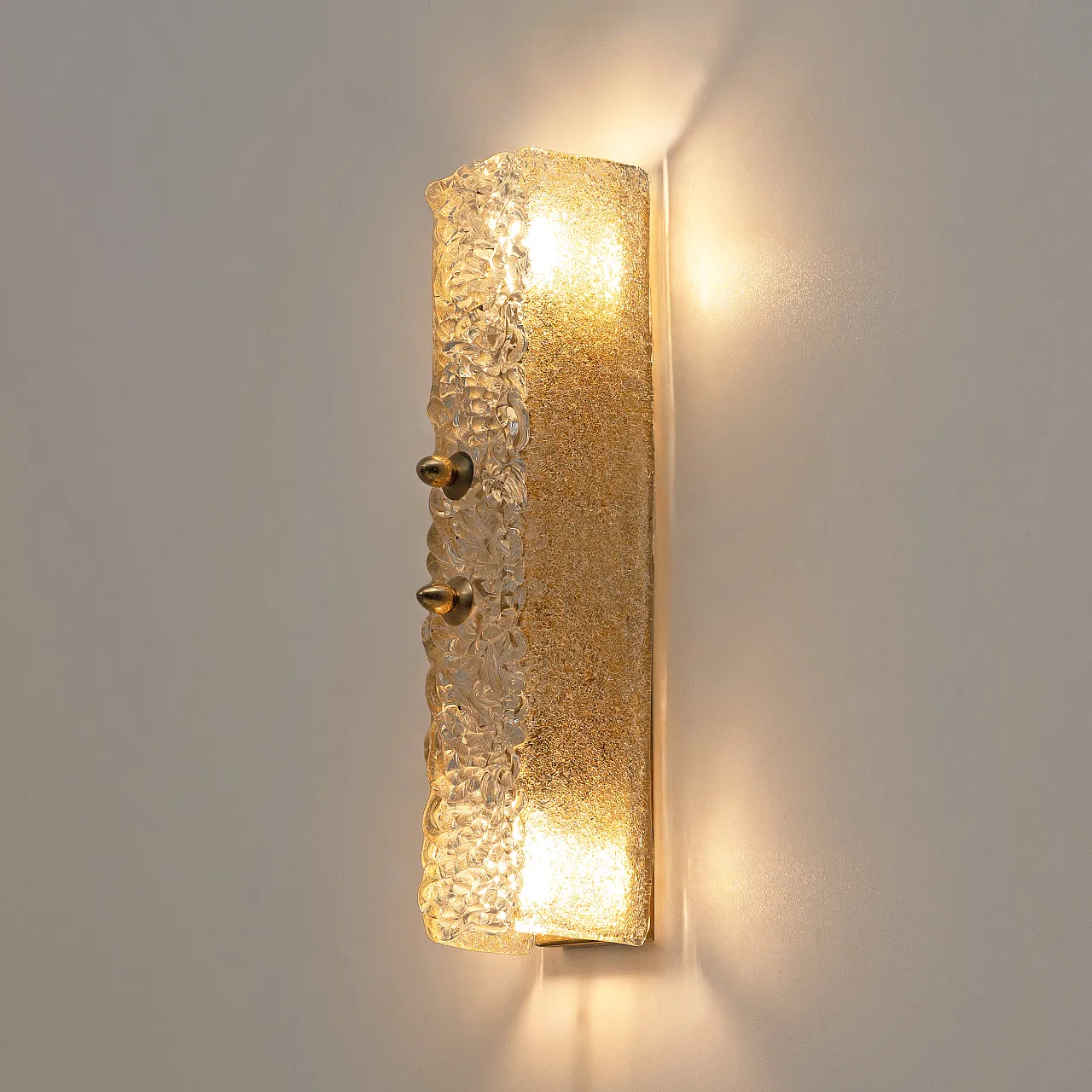 Coppia di applique in vetro di Murano con grana dorata e ottone, 2000 7