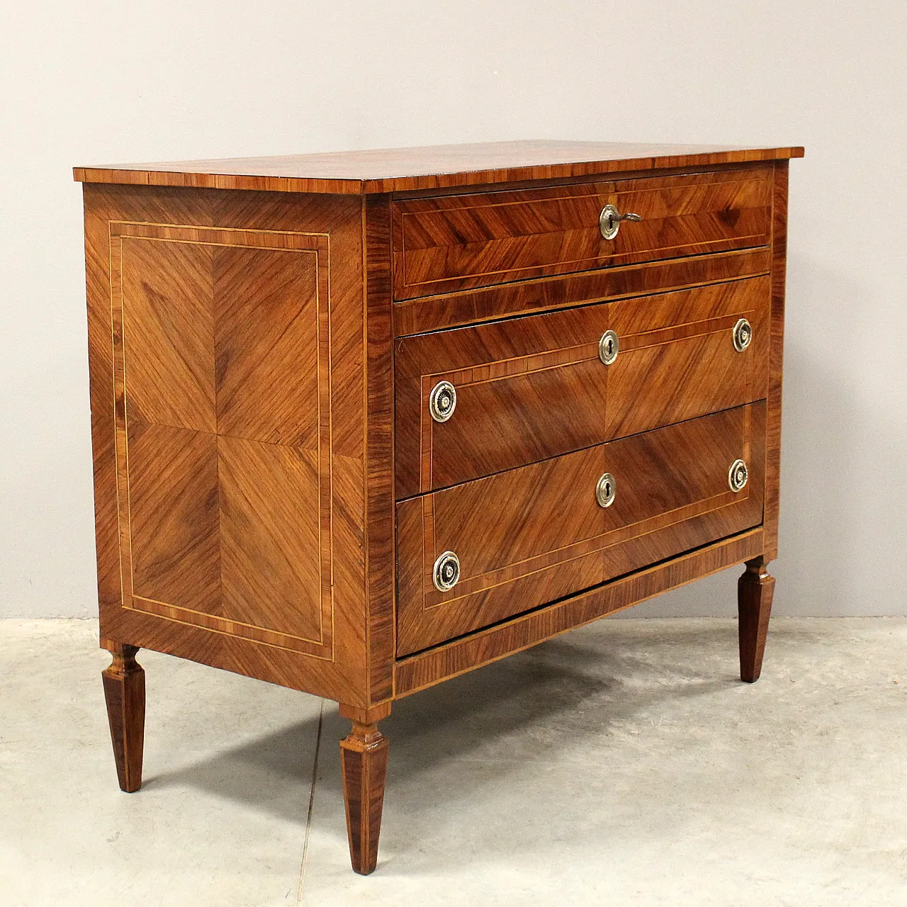 Cassettone comò Luigi XVI in noce intarsiato, '800 4