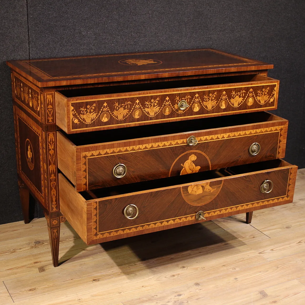 20th century Louis XVI style Italian inlaid chest of drawers 3