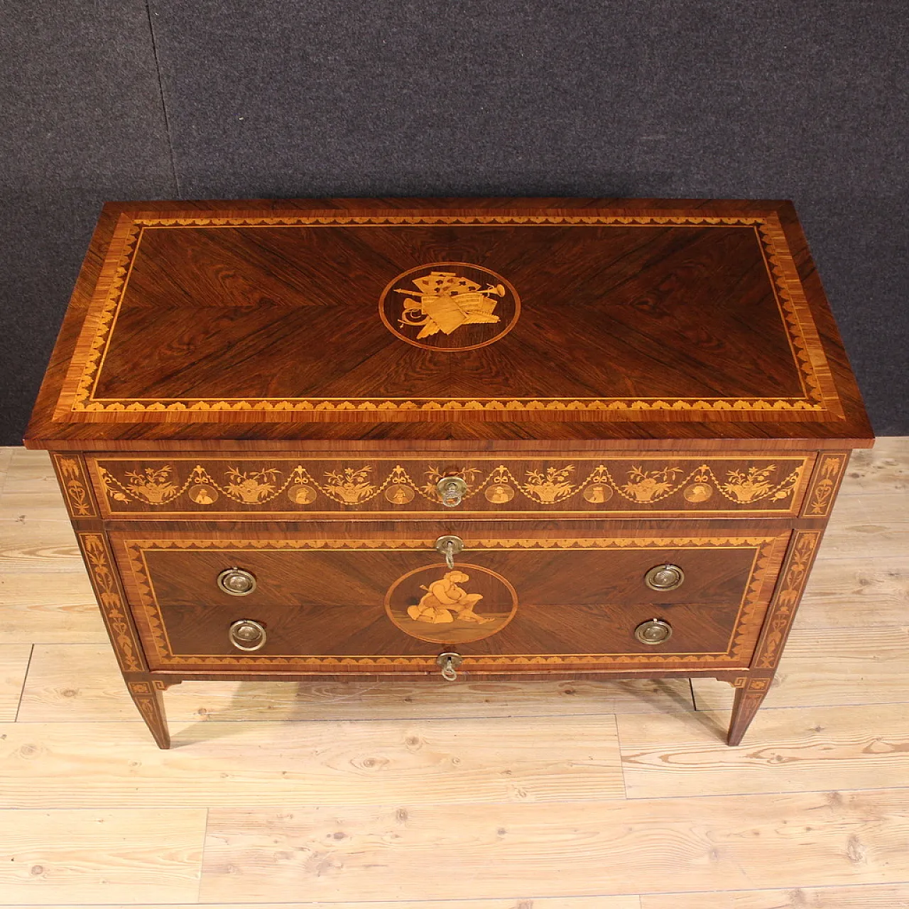 20th century Louis XVI style Italian inlaid chest of drawers 8