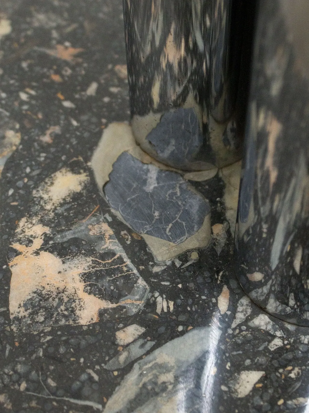 Steel and marble coat rack, 1970s 8