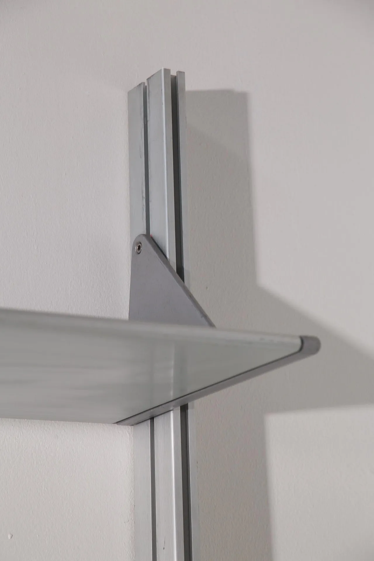 Libreria in metallo grigio postmoderna di Cappellini, '900 5