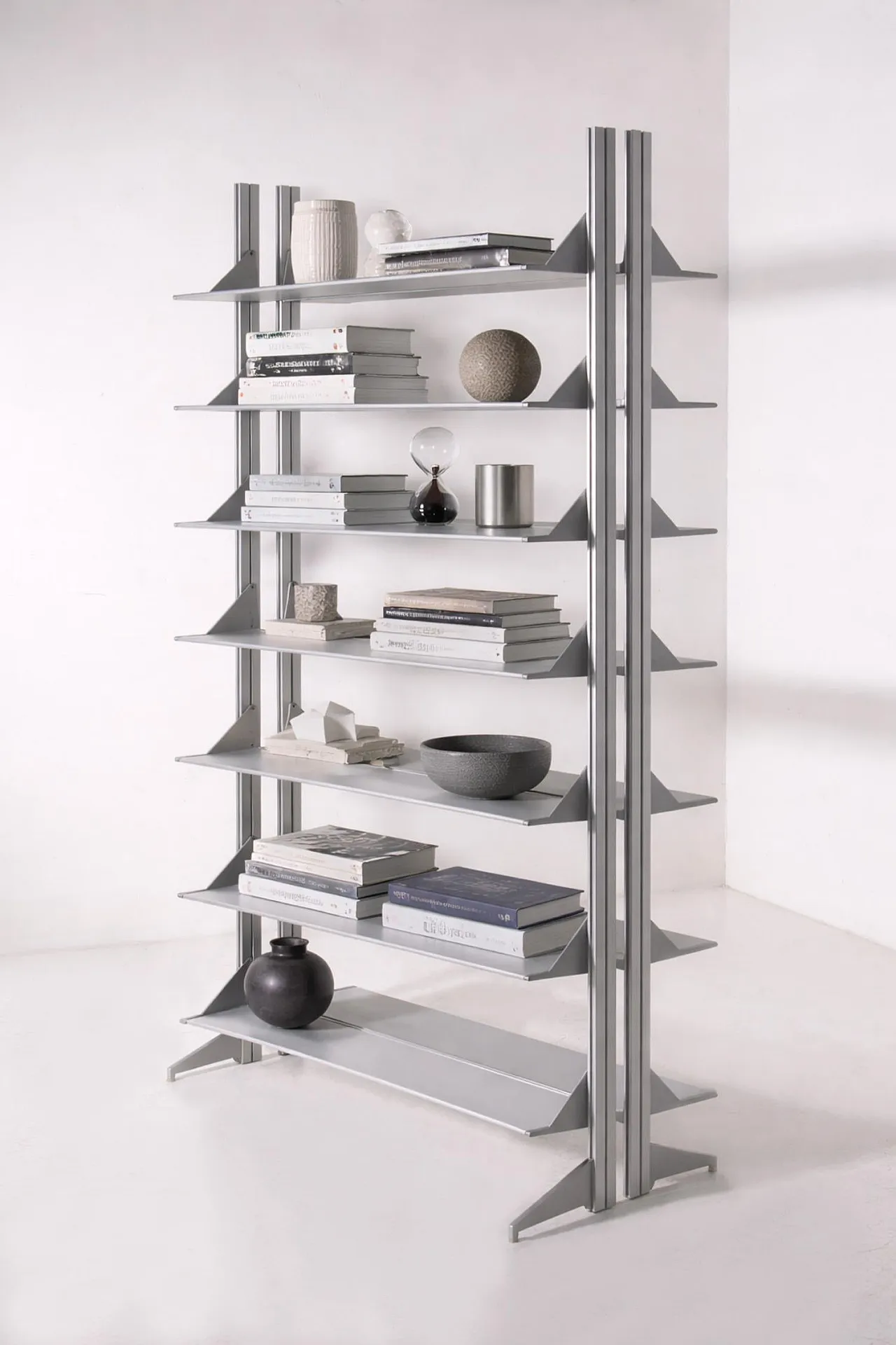 Libreria in metallo grigio postmoderna di Cappellini, '900 17