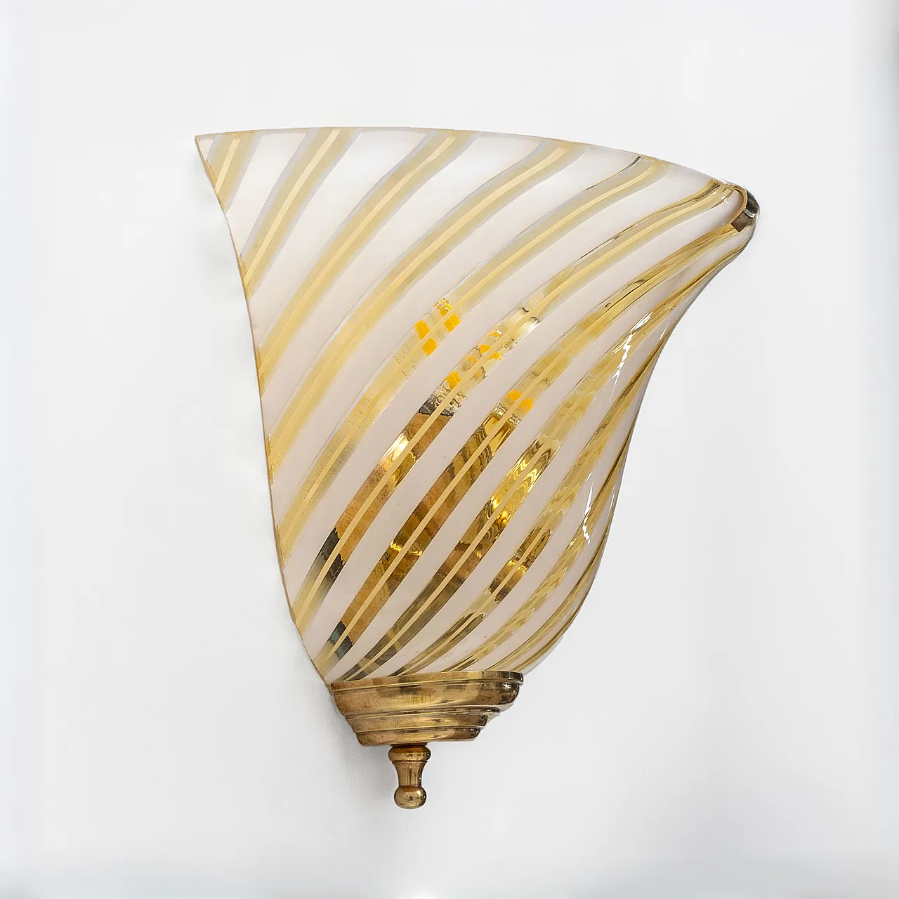 Coppia di applique in vetro di Murano ottone stile Barovier, anni '70 5