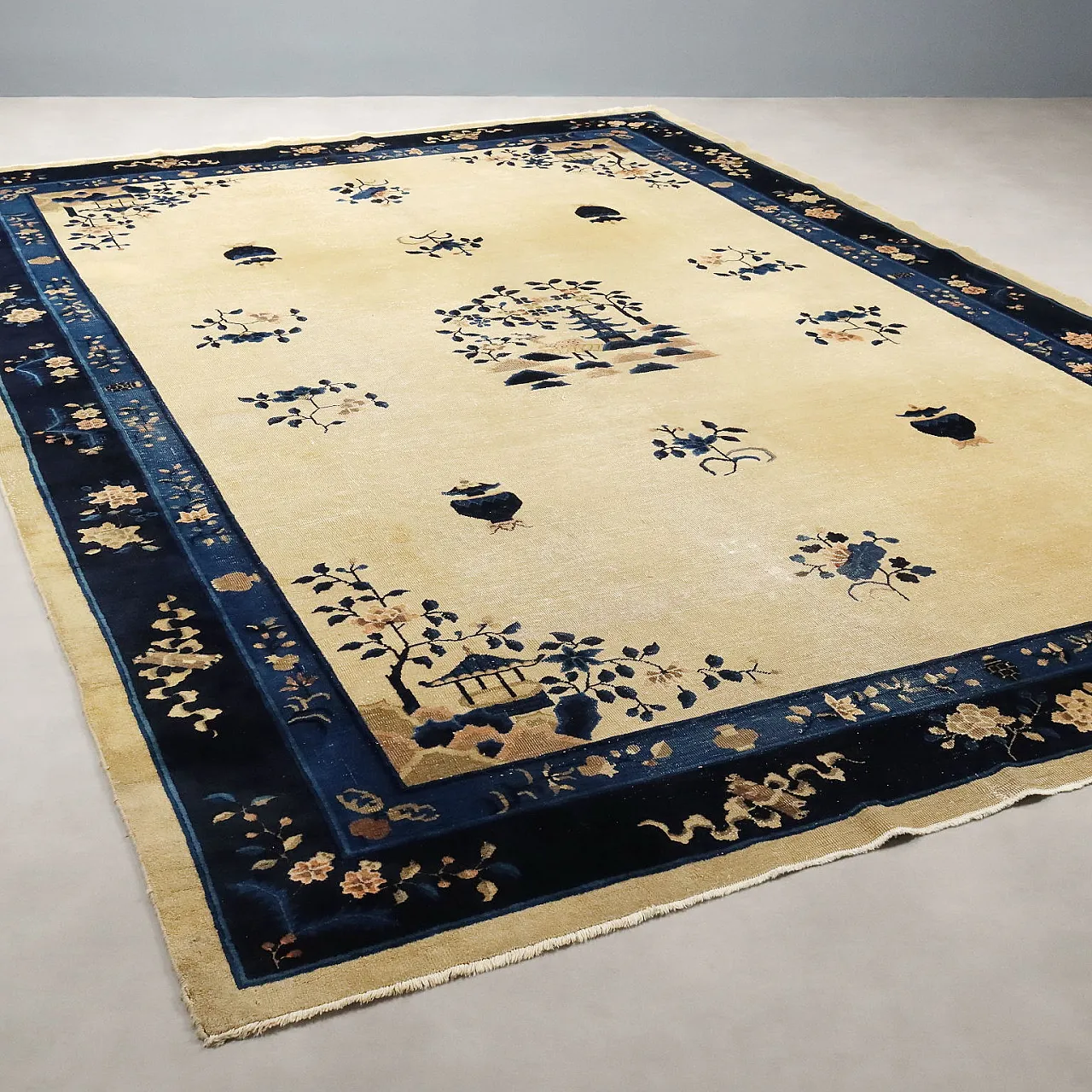 Peking rug in cotton wool with thin knot, '900 1