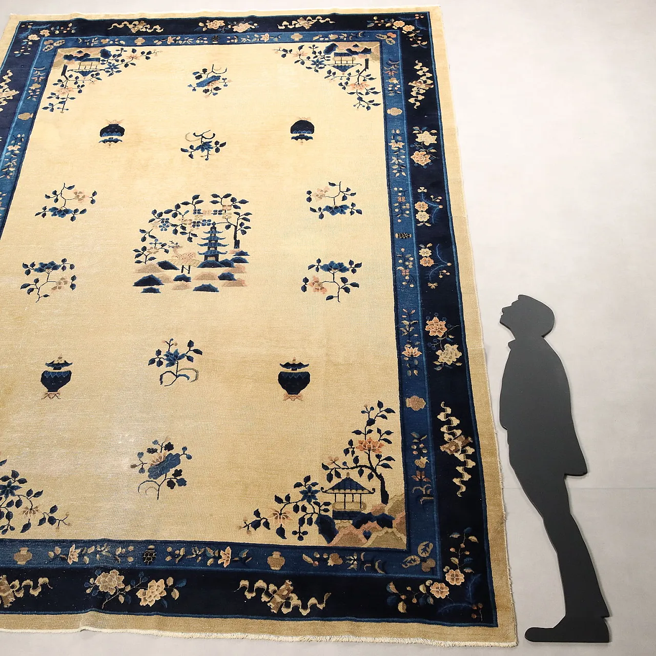 Peking rug in cotton wool with thin knot, '900 2