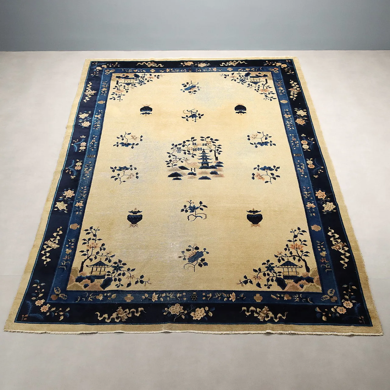 Peking rug in cotton wool with thin knot, '900 3