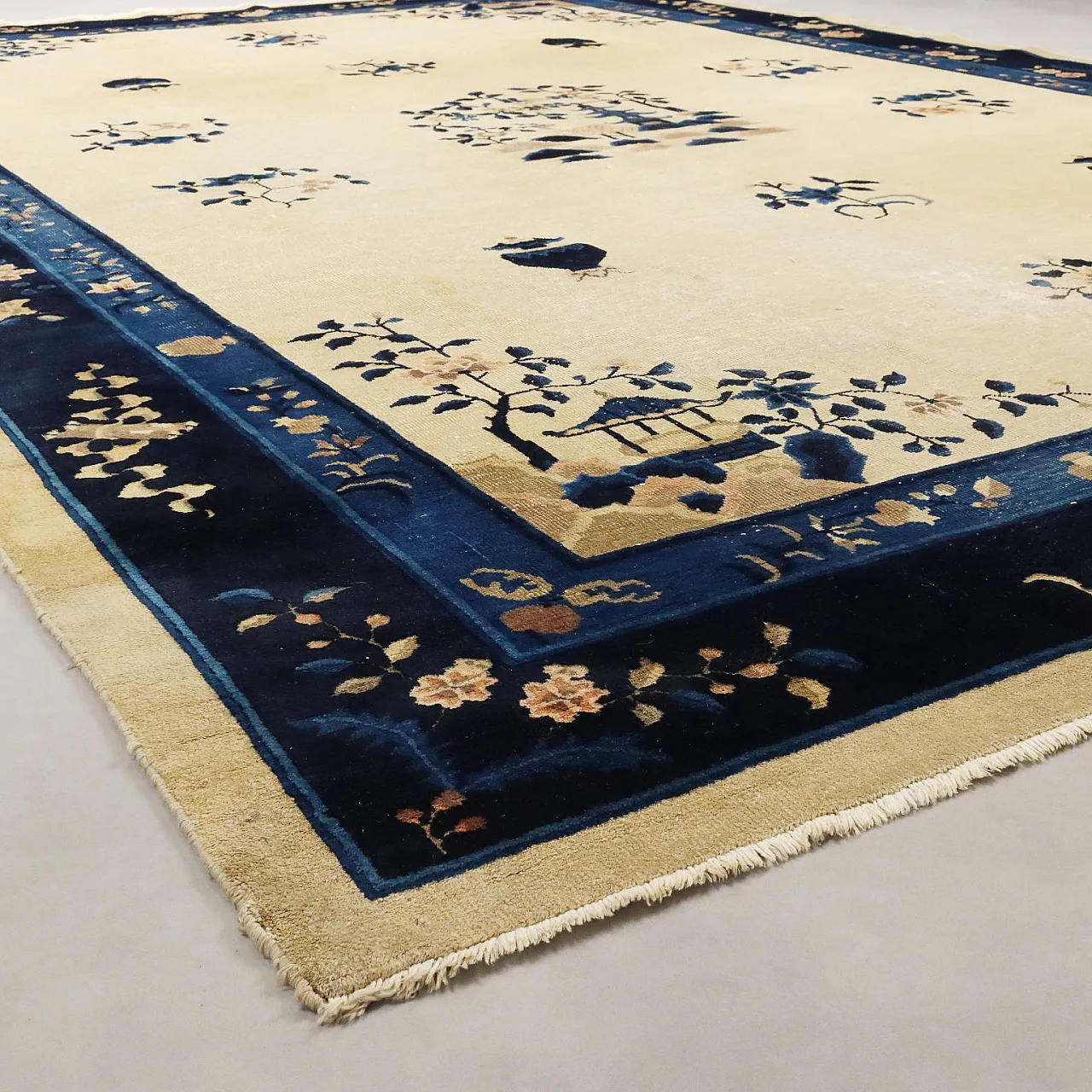 Peking rug in cotton wool with thin knot, '900 4
