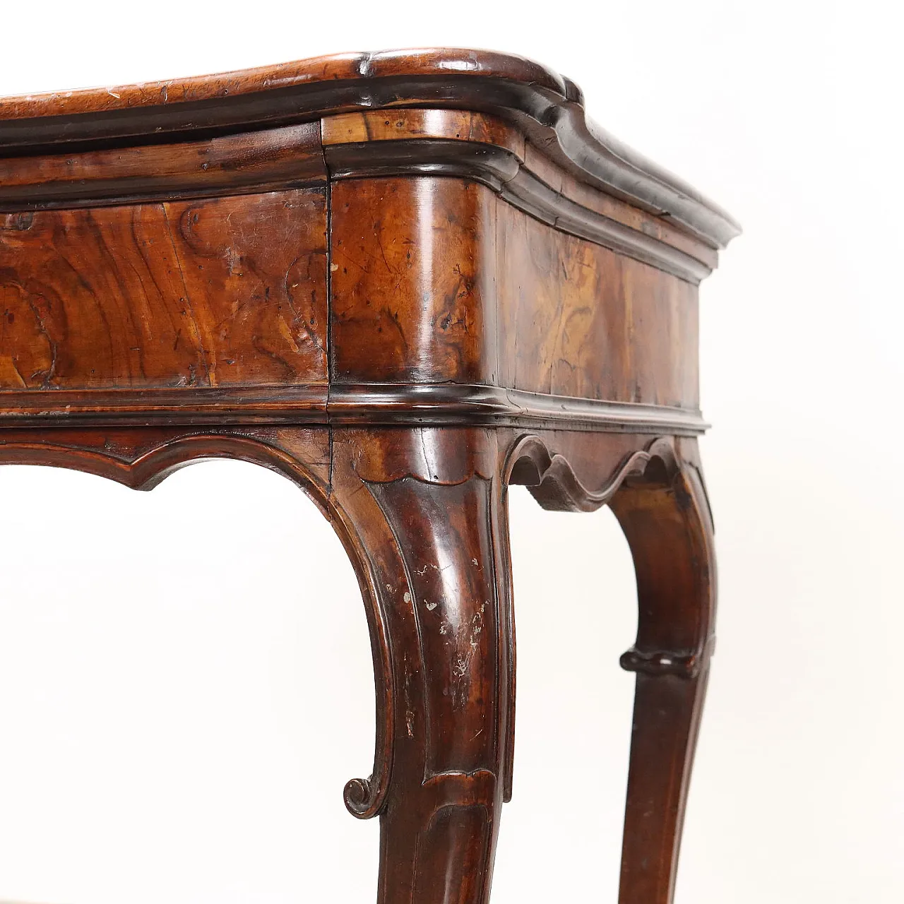 Baroque walnut console table with decorated drawers, 18th century 8