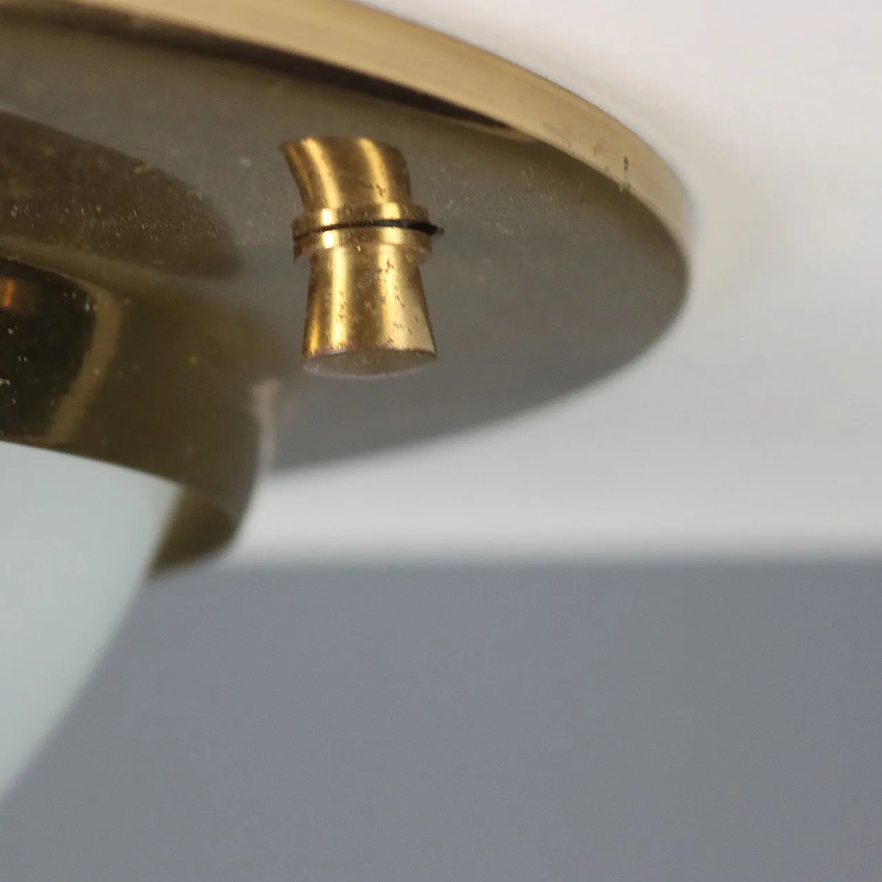 Lampada in metallo ottonato e semisfera in vetro, '900 5