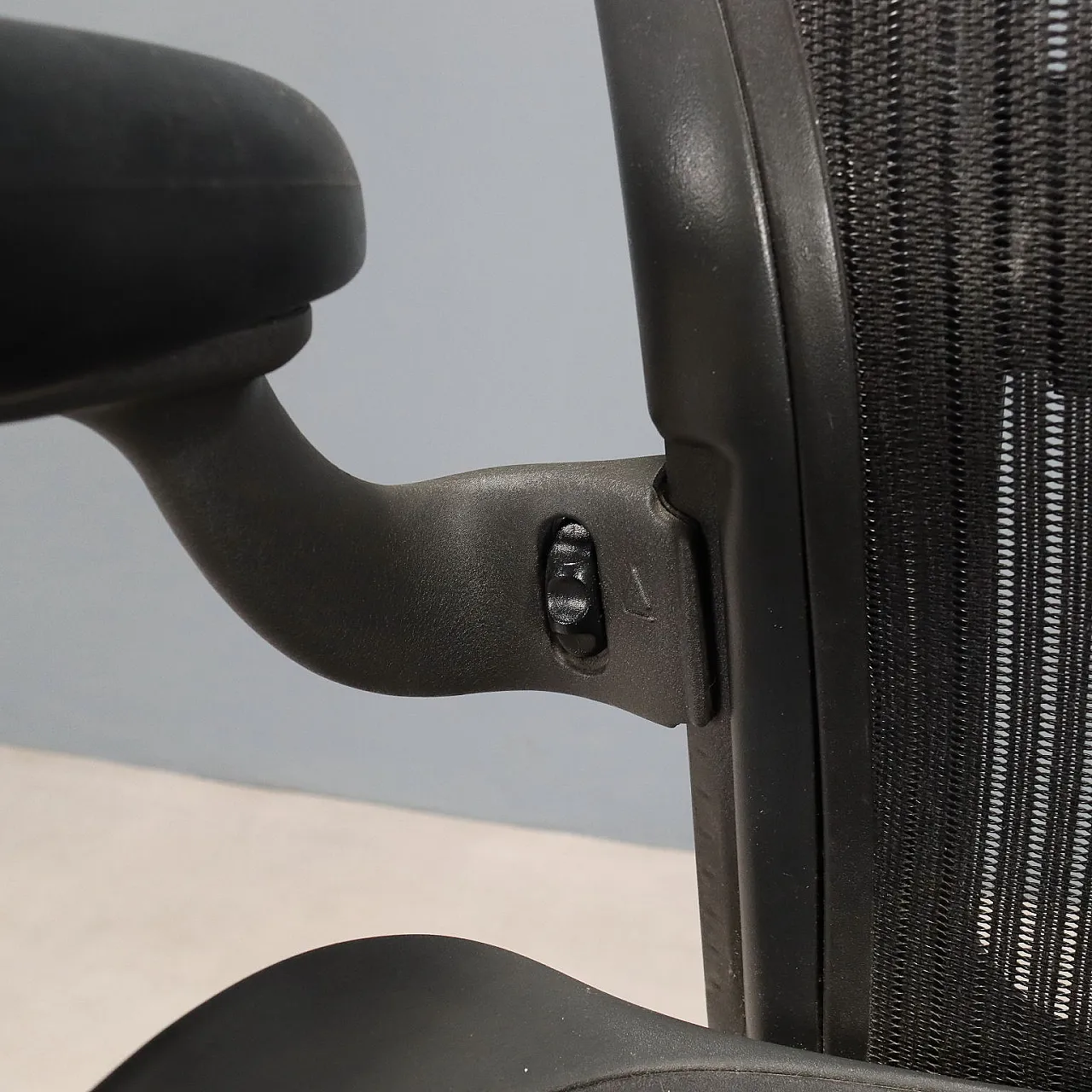 Sedia da ufficio in materiale plastico con finitura nera, '900 7