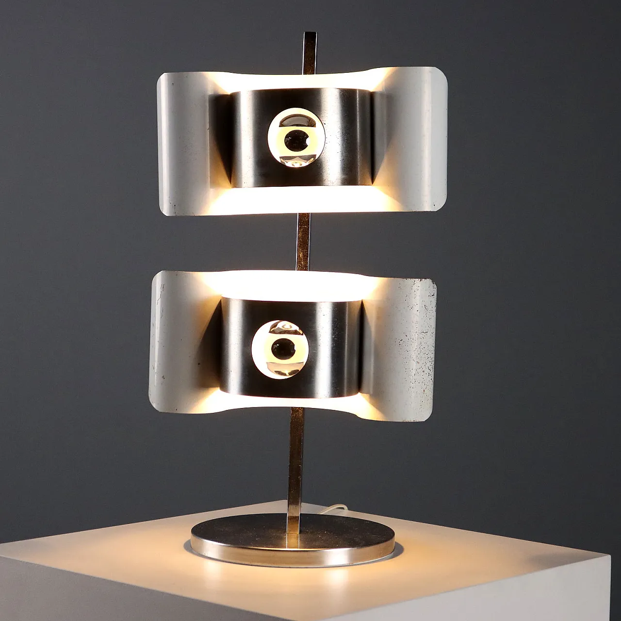 Lampada da tavolo a due luci in metallo smaltato e cromato, '900 1