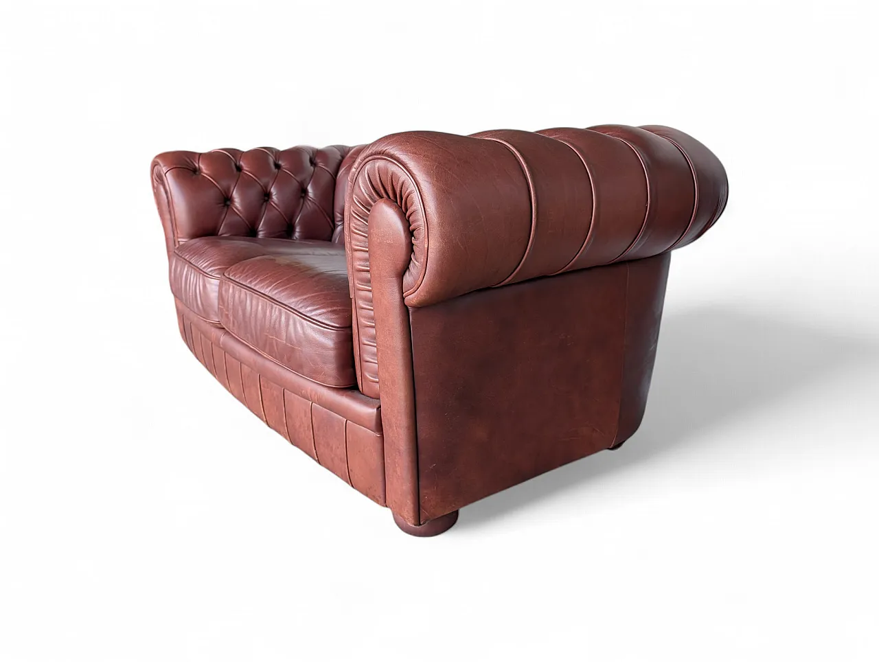 Burgundy two-seater chester sofa 1980s 4